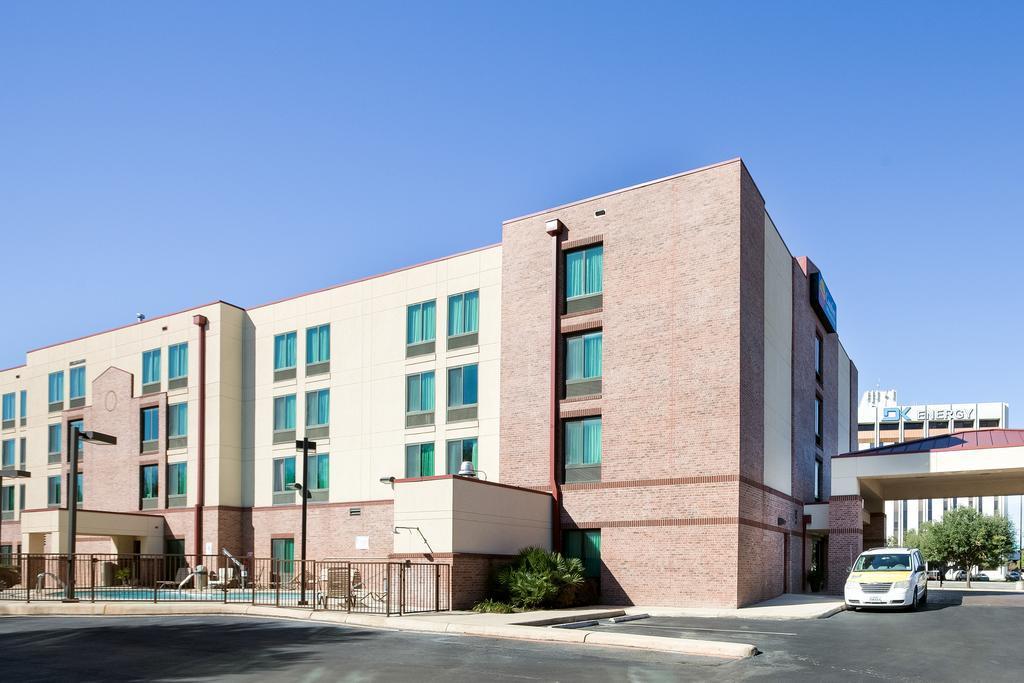 Spark By Hilton San Antonio Airport Экстерьер фото