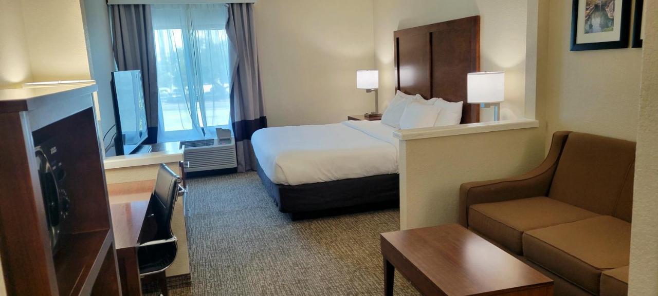 Spark By Hilton San Antonio Airport Экстерьер фото